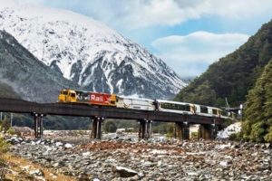 BUDGET 2017: $548m for rail around New Zealand