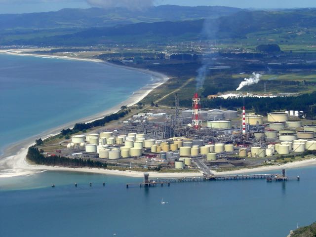 Govt to explore reopening jet fuel facility Marsden Pt