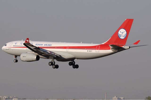 Sichuan Airlines returns to Auckland Airport