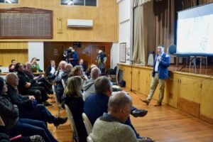 CIAL fronts Tarras community on airport proposal