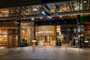 IHG latest hotel group to pay living wage – Unite