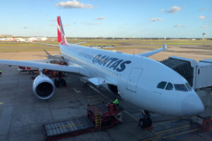 Qantas reinstates Wellington – Brisbane service
