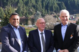 Ministers roll into Queenstown bearing visa changes, TIFs