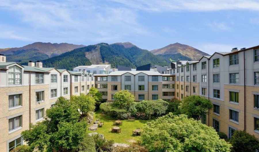 Weekly hotel results: Queenstown demand holds up into autumn